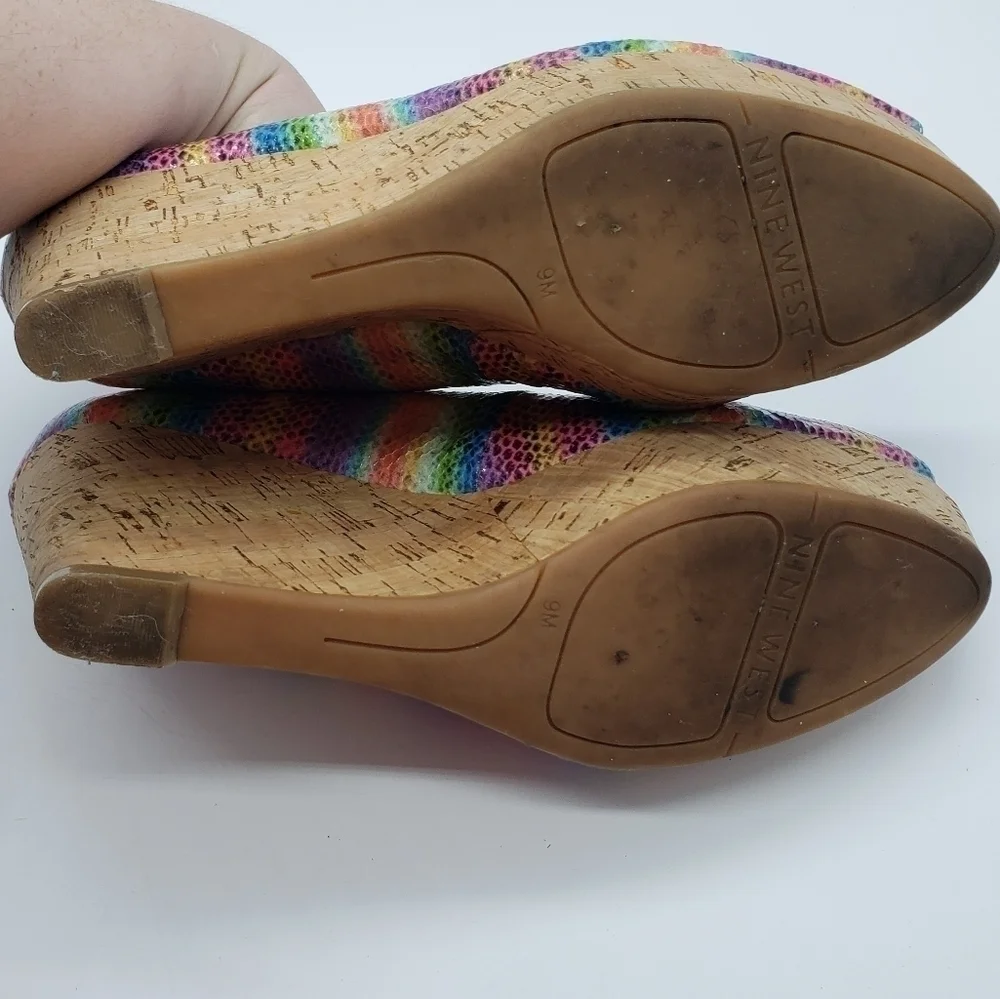 𝅺nine West women US 9 rainbow wedge heels Cheerful-30 open toe cork vegan PRIDE
